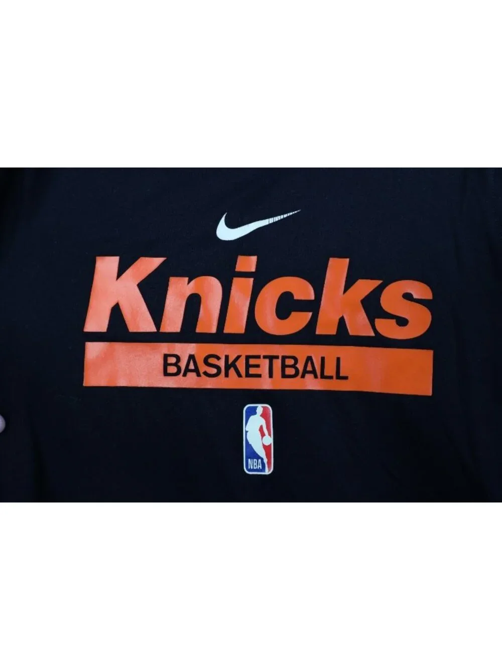 Nike NBA Boys Size XL Center Swoosh New York Knicks Basketball T-Shirt Black